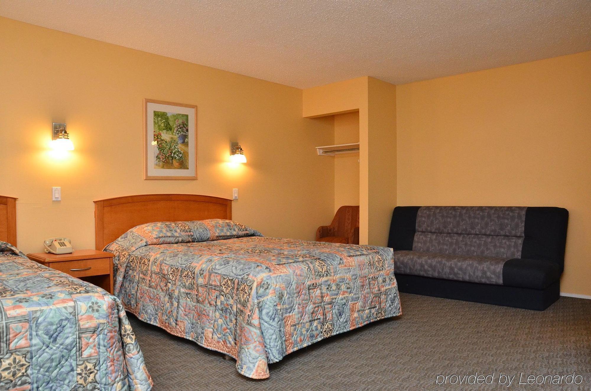 Canadas Best Value Inn Kelowna Cameră foto